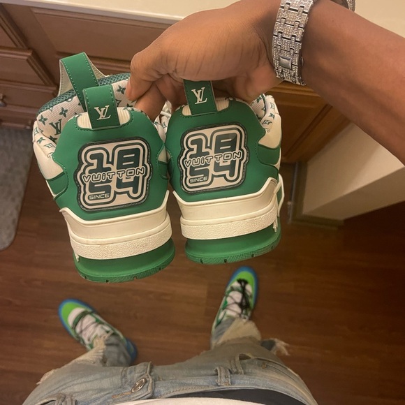 Louis Vuitton LV Skate Sneaker - Picture 3 of 3